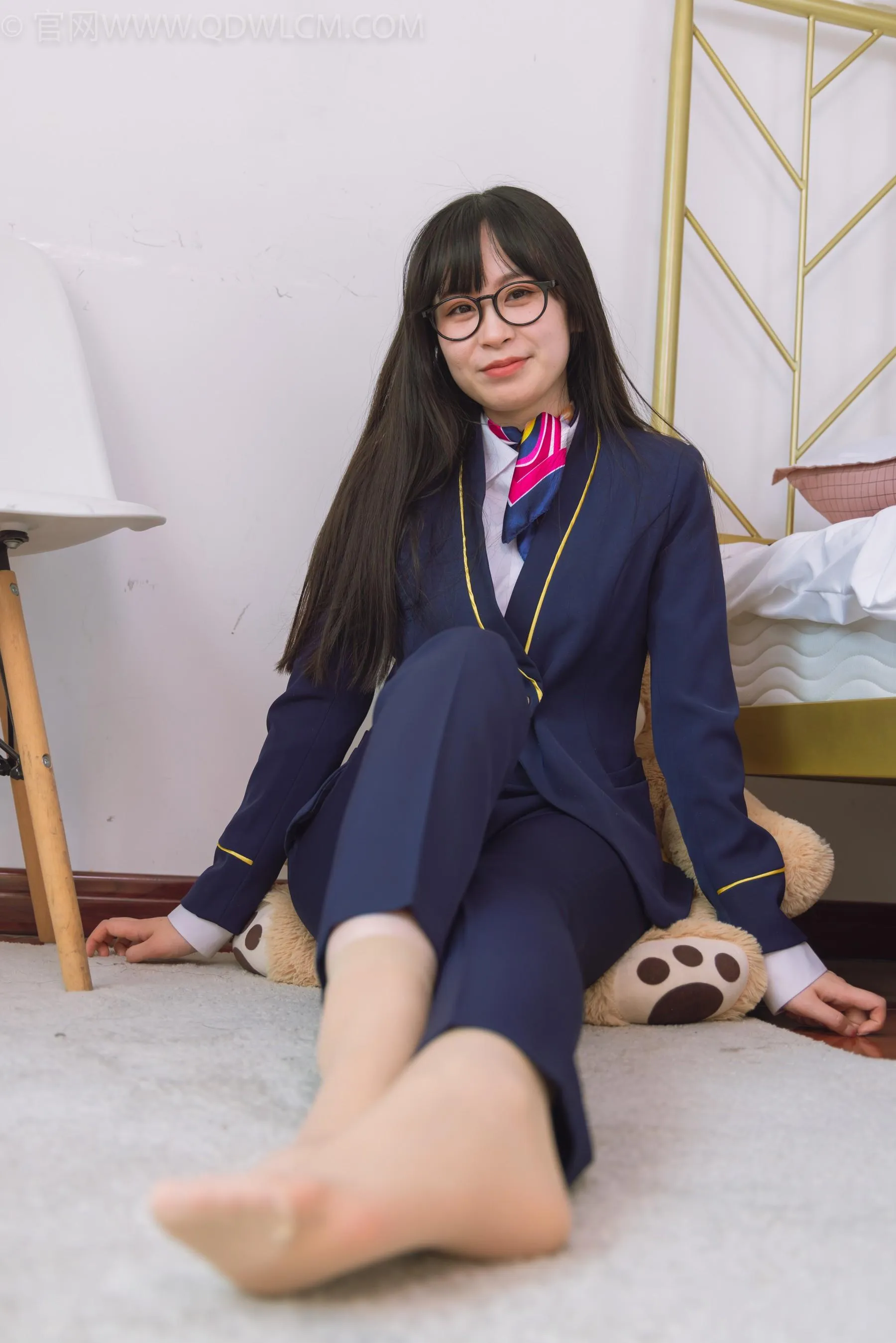 物恋传媒 NO.1500 兮兮-银行小秘书 [151P]插图9